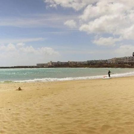 Luxury Beach Front Apartmentos Tahiche Costa Teguise Exterior photo