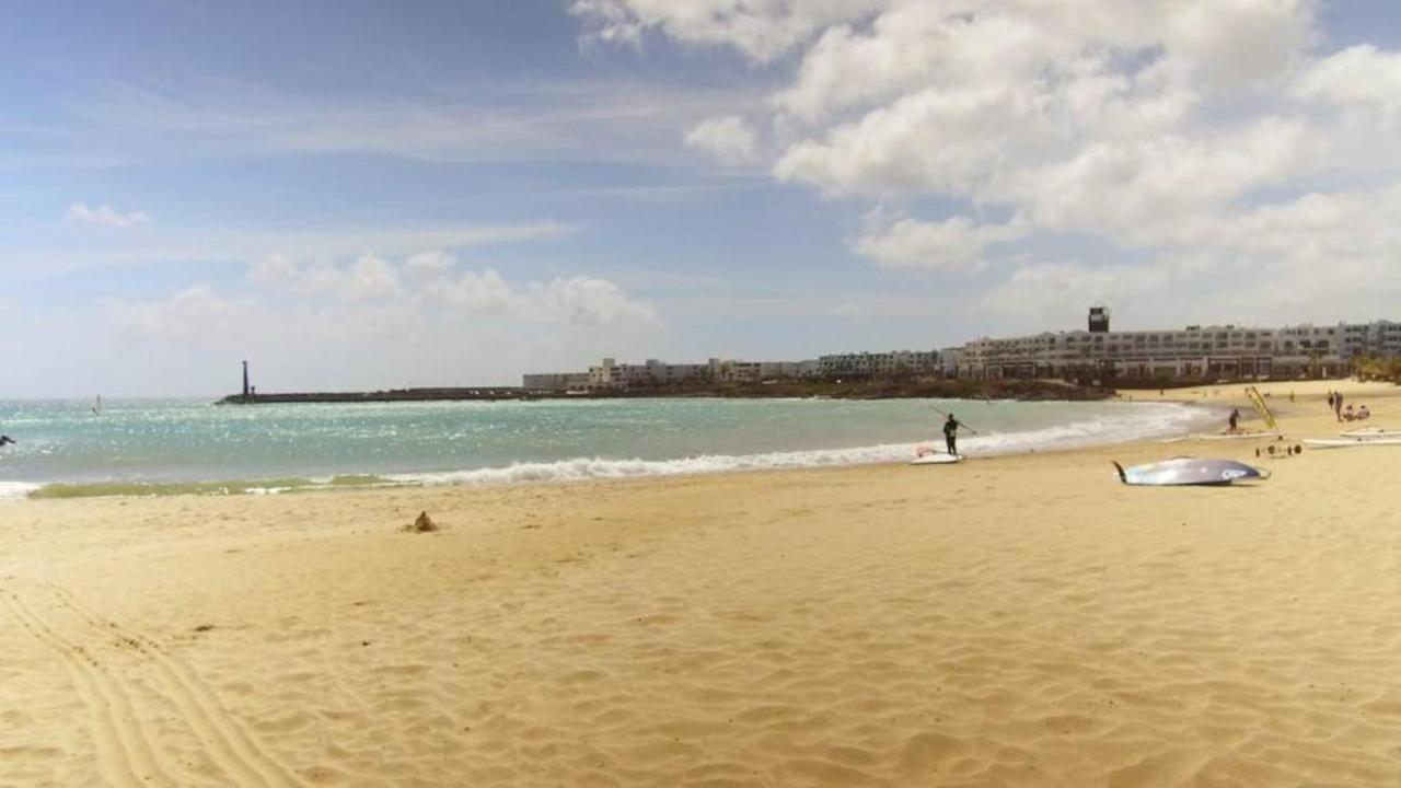 Luxury Beach Front Apartmentos Tahiche Costa Teguise Exterior photo
