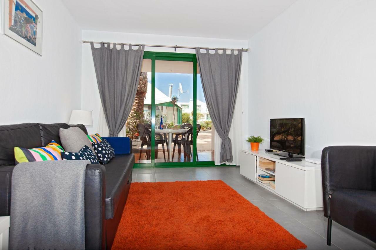 Luxury Beach Front Apartmentos Tahiche Costa Teguise Exterior photo