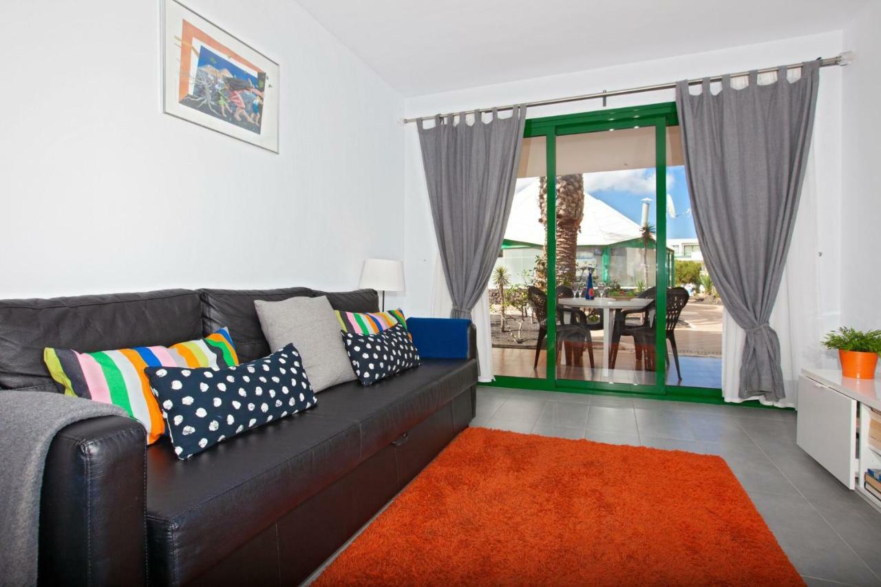 Luxury Beach Front Apartmentos Tahiche Costa Teguise Exterior photo